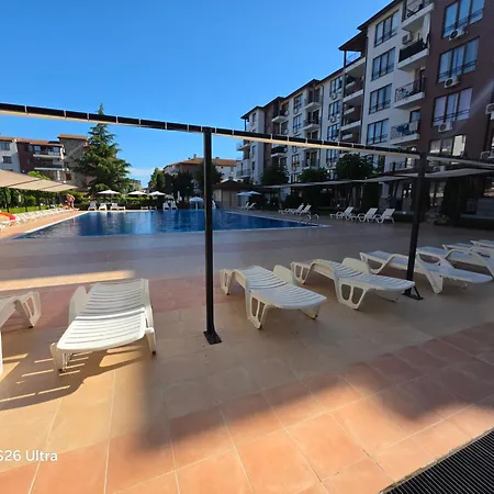Summer Nest Ravda Daire Misivri